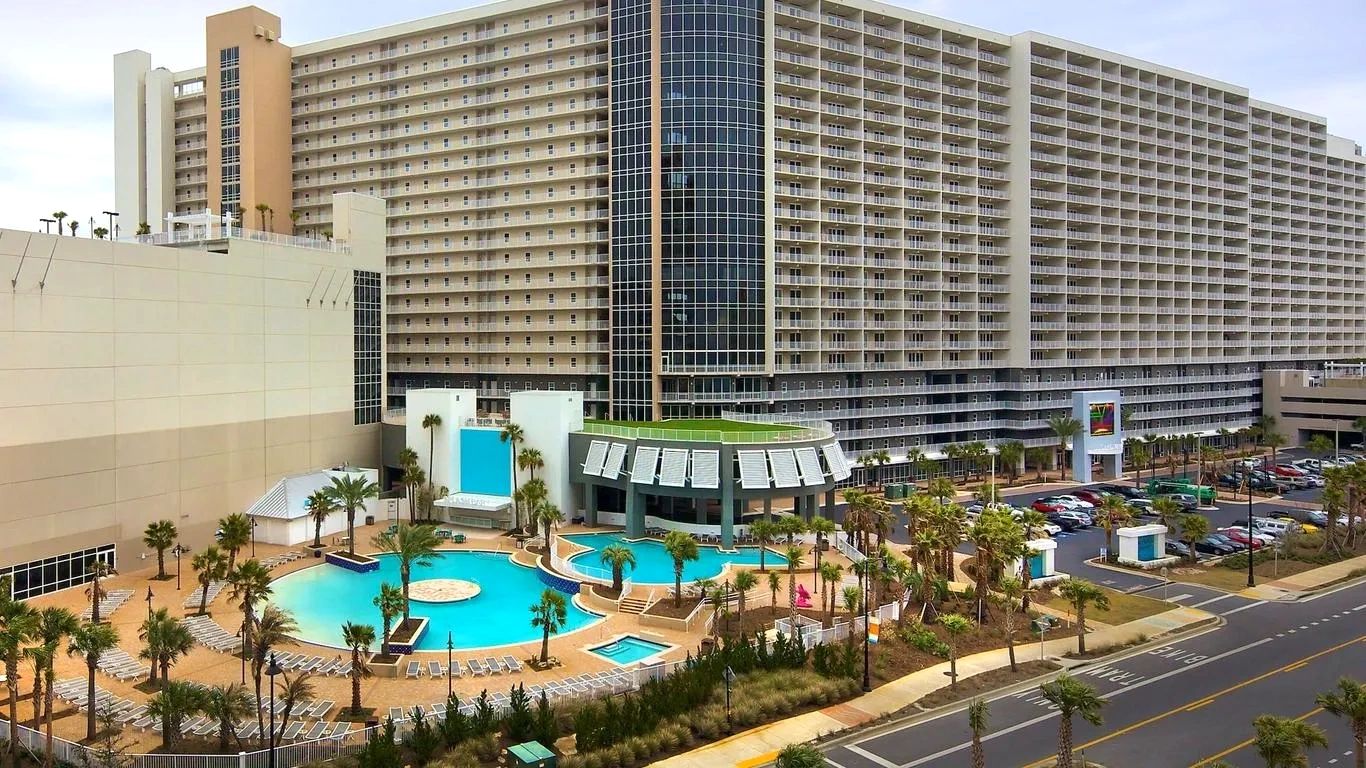 Laketown Wharf property photograph from its source website